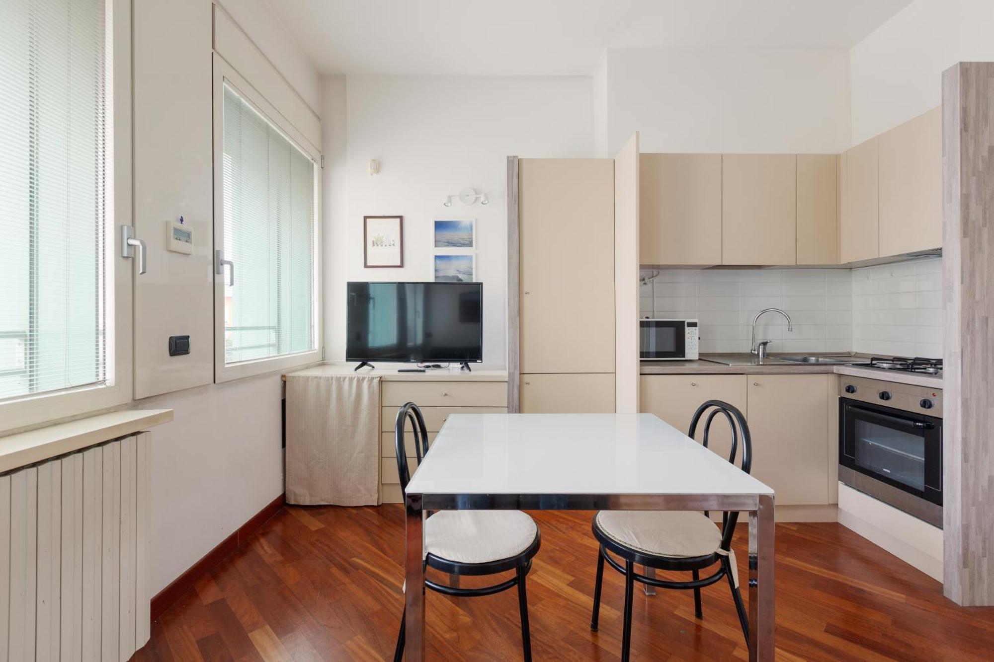 Appartamento Bright & Comfy With Parking Milano
